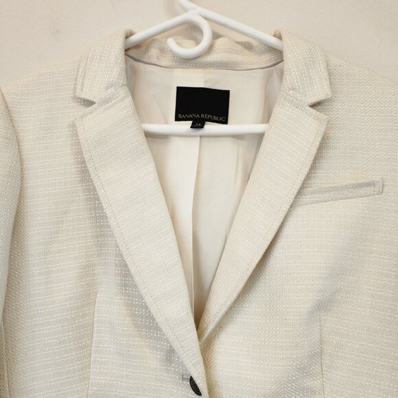 Banana Republic Ivory White Tweed Blazer with Fringe Brass Button Sz 14 Academia - Picture 4 of 16